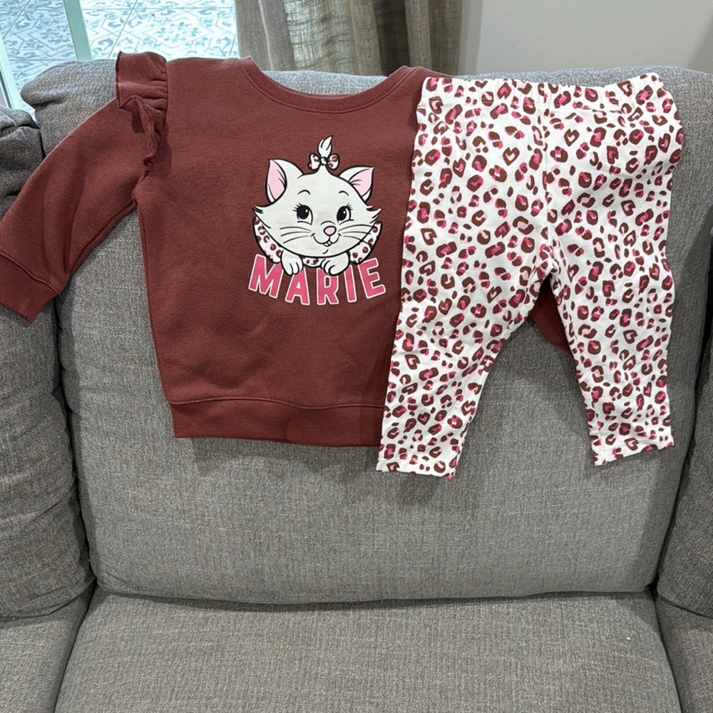 Disney Marie Cat Sweatshirt and Leopard Leggings Set